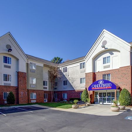Candlewood Suites Raleigh Crabtree By Ihg Екстериор снимка