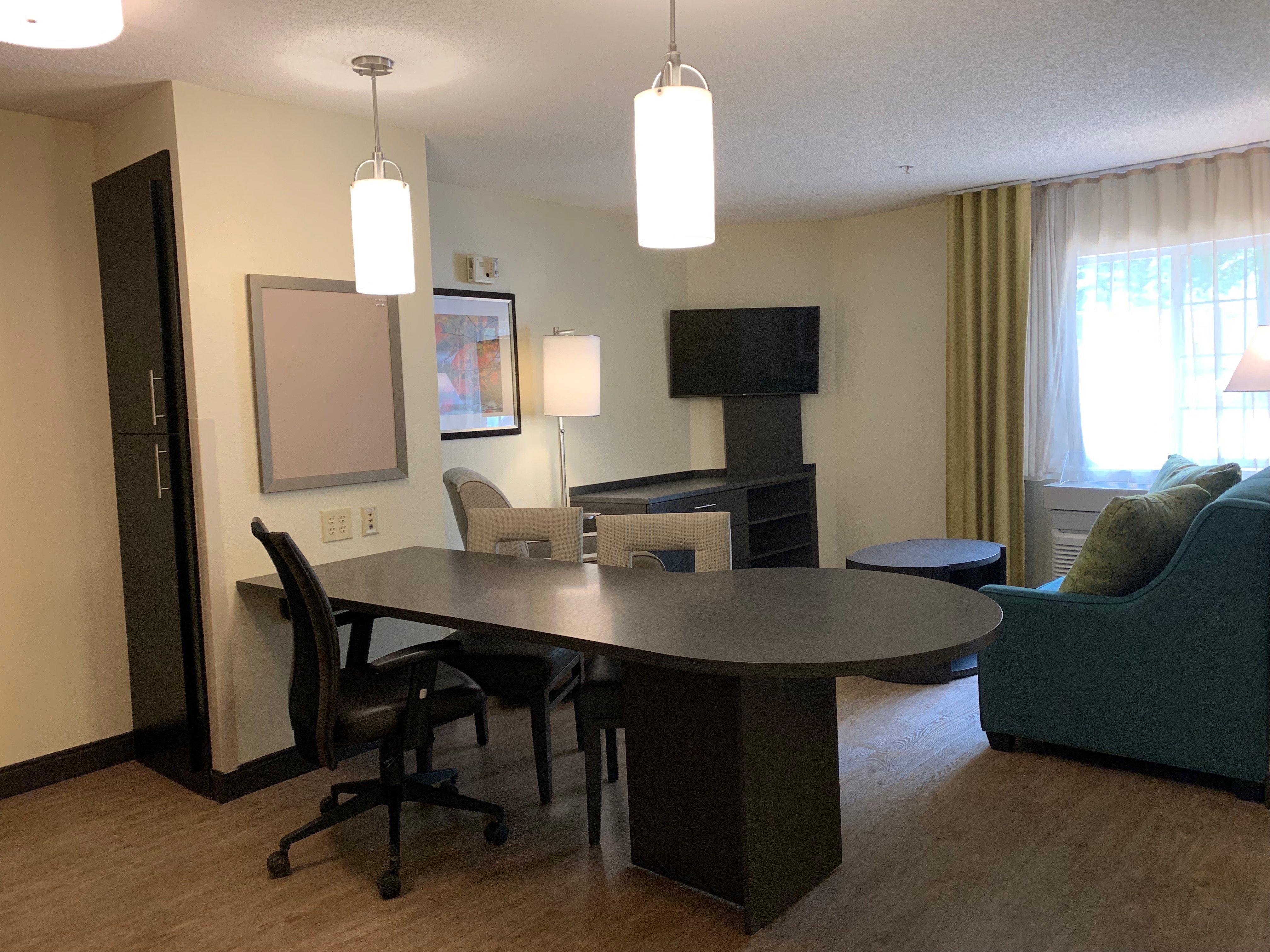Candlewood Suites Raleigh Crabtree By Ihg Екстериор снимка