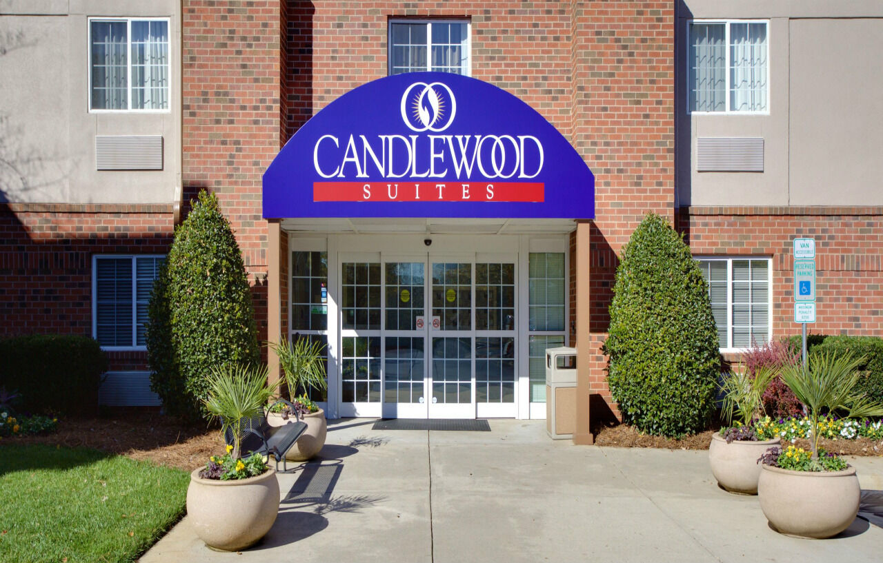 Candlewood Suites Raleigh Crabtree By Ihg Екстериор снимка